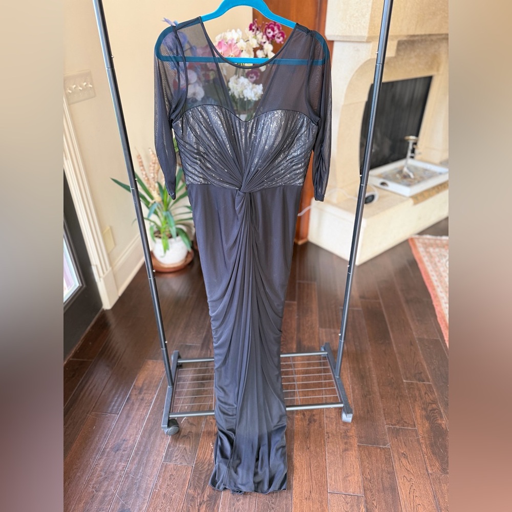 Adrianna Papell Black Long Sleeve Gown